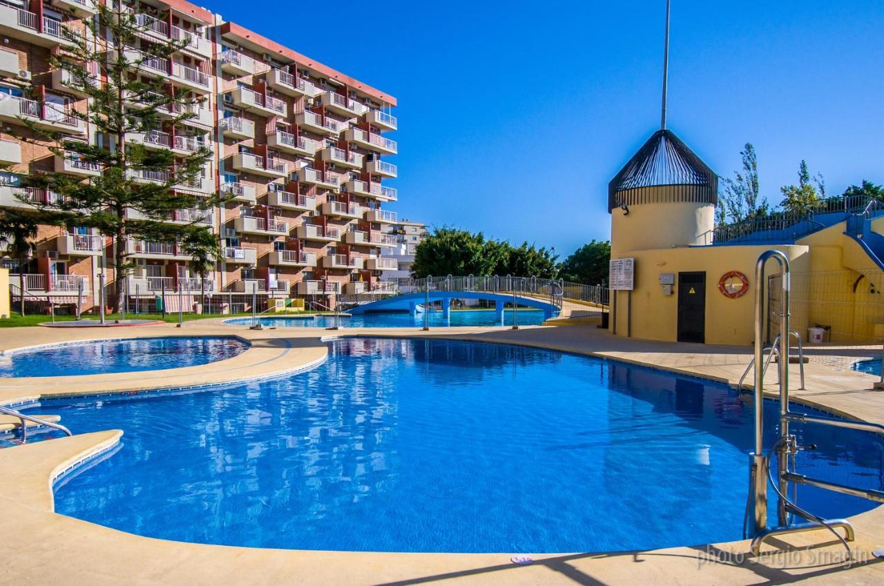 706 Minerva Apartamentos - Vista Al Mar Y La Piscina - Piscina Y Playa Benalmadena Ngoại thất bức ảnh
