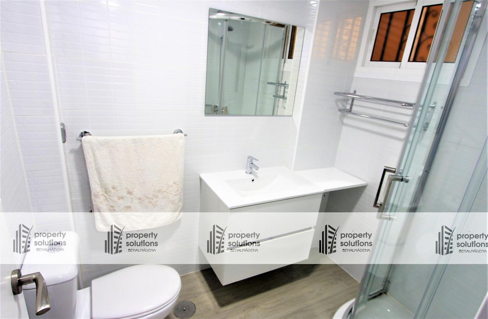 706 Minerva Apartamentos - Vista Al Mar Y La Piscina - Piscina Y Playa Benalmadena Ngoại thất bức ảnh
