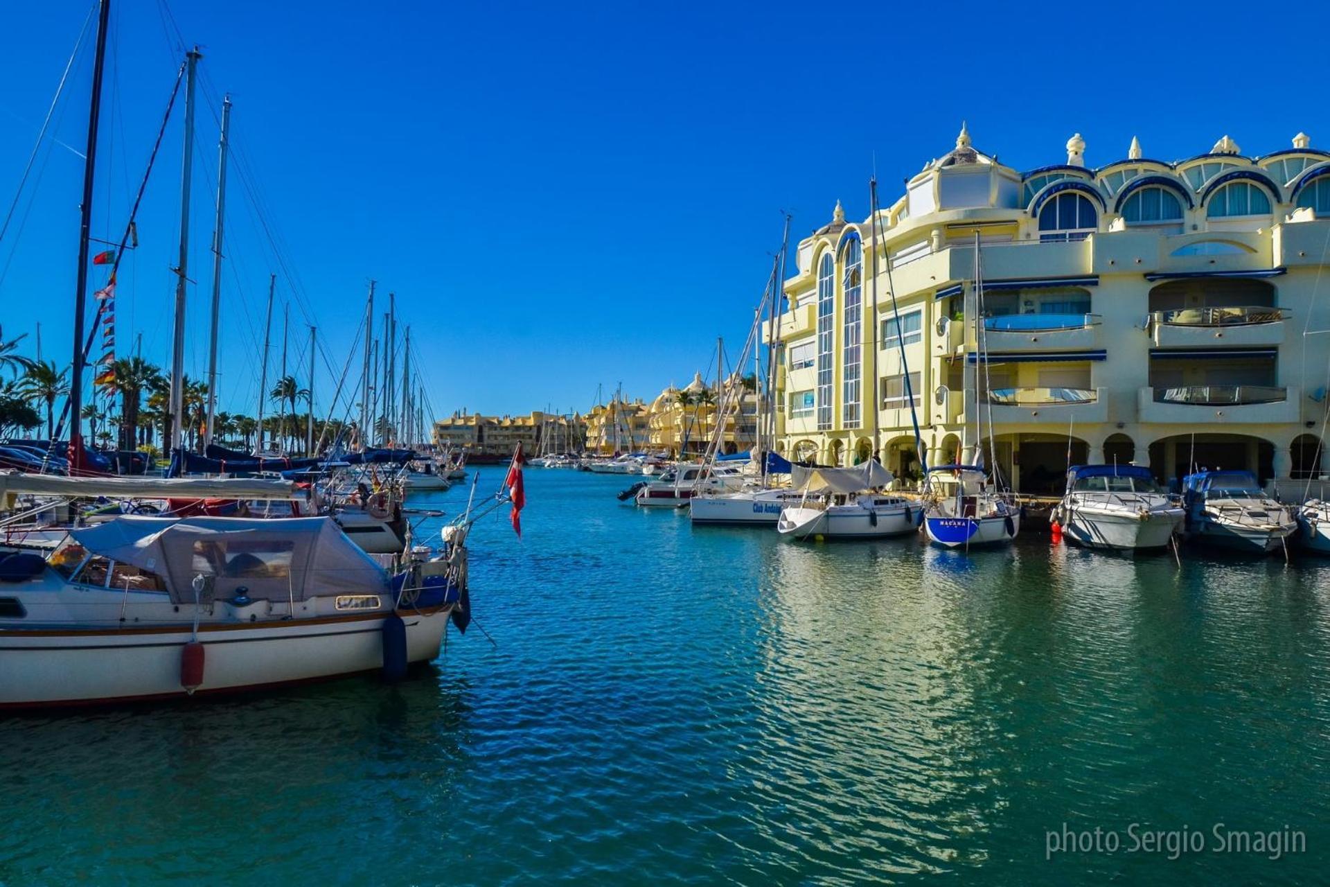 706 Minerva Apartamentos - Vista Al Mar Y La Piscina - Piscina Y Playa Benalmadena Ngoại thất bức ảnh