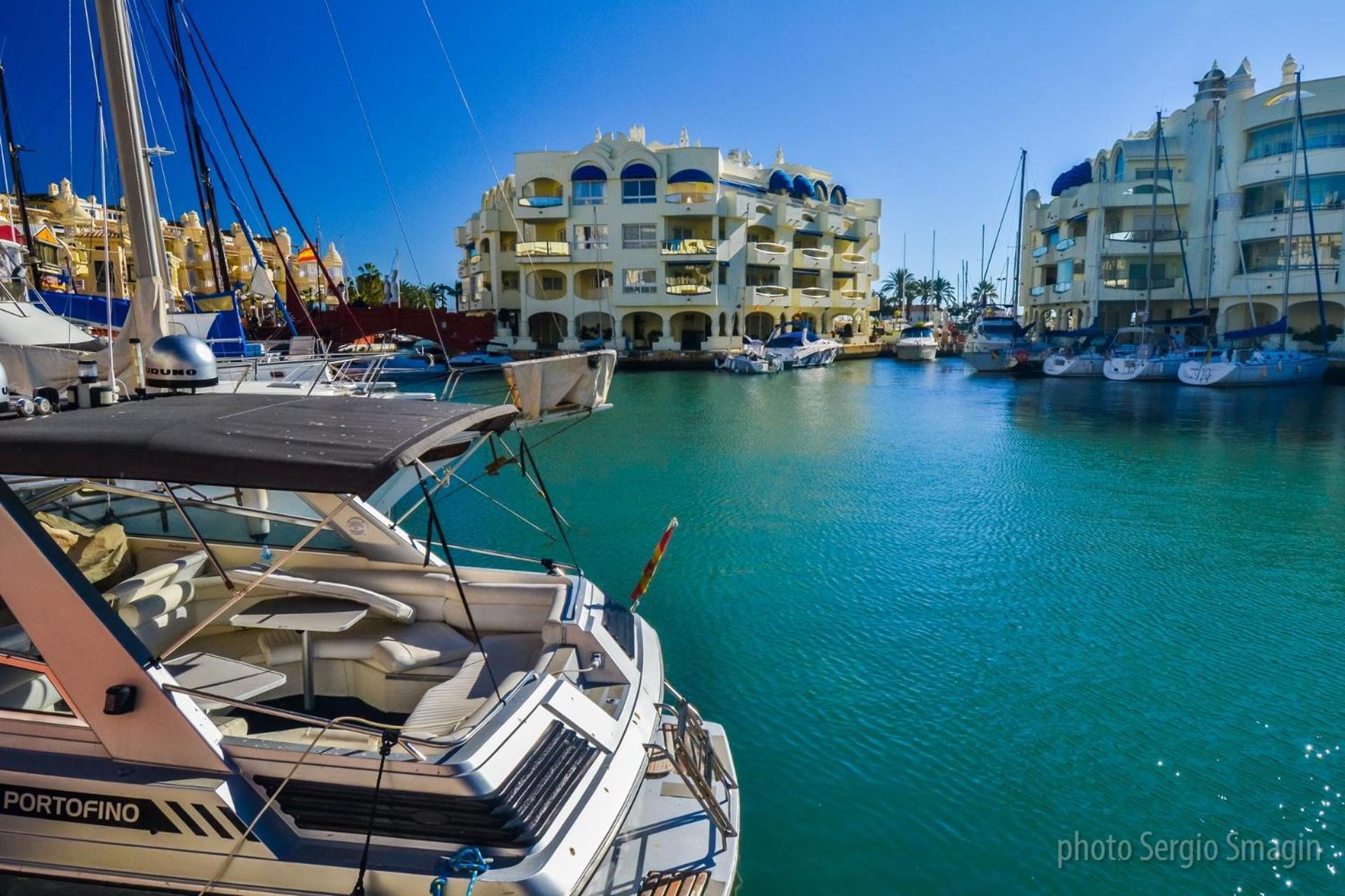 706 Minerva Apartamentos - Vista Al Mar Y La Piscina - Piscina Y Playa Benalmadena Ngoại thất bức ảnh